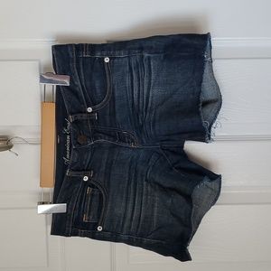 American Eagle dark wash jean shorts - Size 6